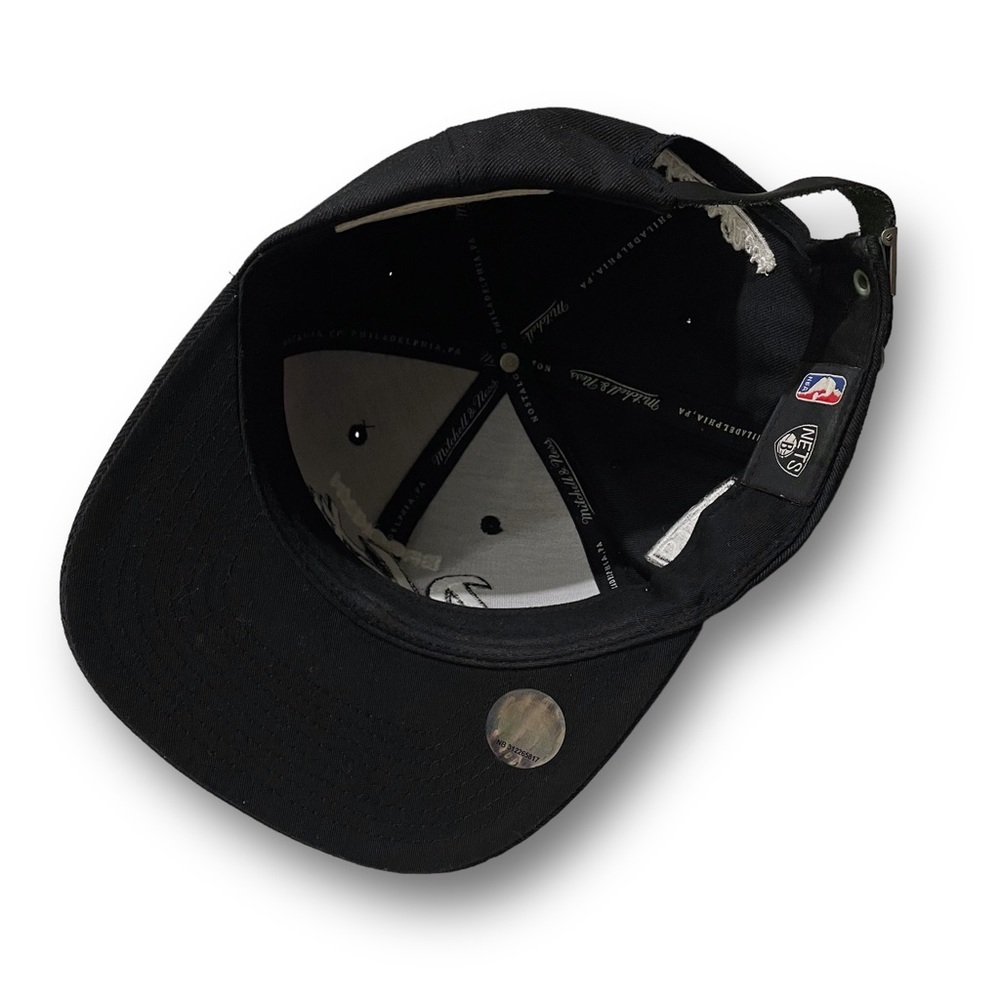 Mitchell & Ness NBA Brooklyn Nets Adjustable Leather Strap Hat‎ Wool Blend OSFM - Picture 5 of 7
